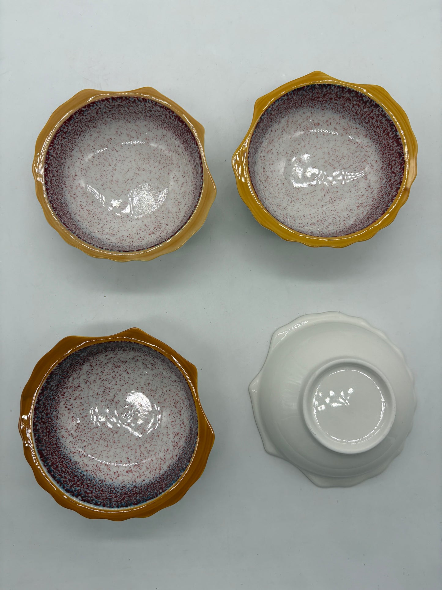 VELIXCO Mustard Special Cut Bowl Set of 4